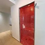 Luxury 4-suite Villa, Pool, Jacuzzi, Games Βίλα *
