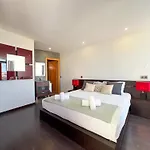 Luxury 4-suite Villa, Pool, Jacuzzi, Games Vila Albufeira