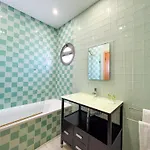 Luxury 4-suite Villa, Pool, Jacuzzi, Games