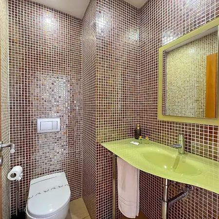 Luxury 4-suite Villa, Pool, Jacuzzi, Games Villa Albufeira